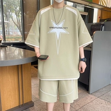 绿色
