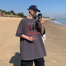 深灰色