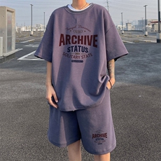 深灰色