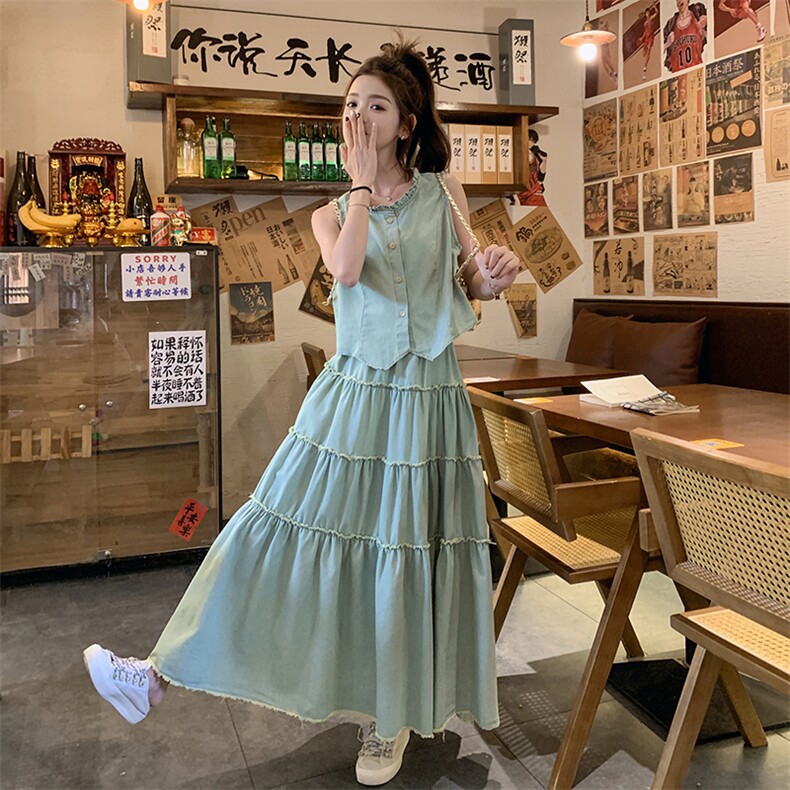 韩范套裙女2024年夏新款女装时尚气质木耳边无袖上衣半身裙两件套图片