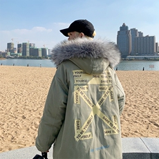 军绿色