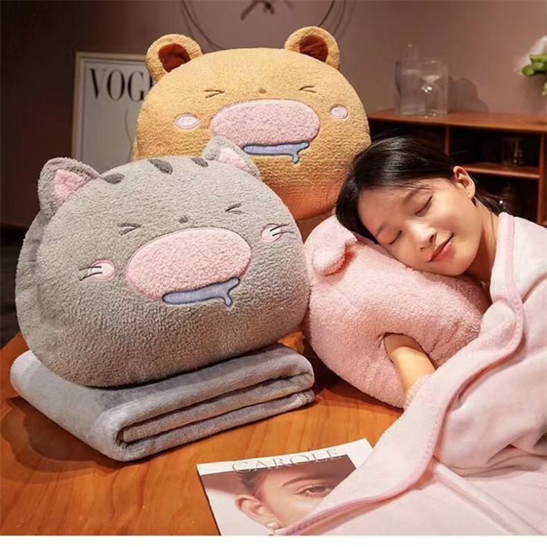 小猫靠枕空调被，恒远毛绒玩具