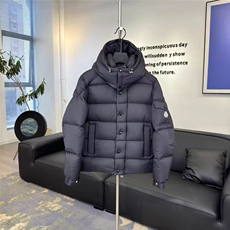 (网图)欧货哑光保暖羽绒服舒适可摘卸活帽经典款313B-7777-P230，男装羽绒服，星座313B