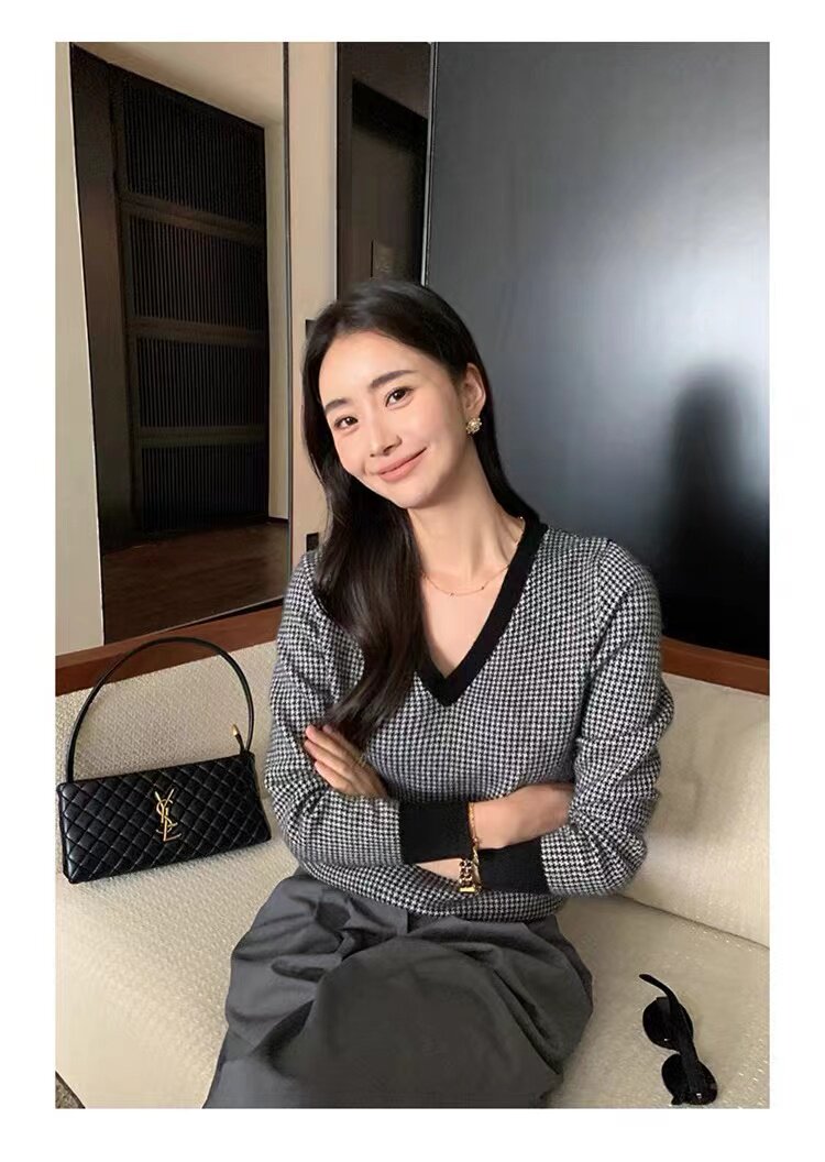 HE|千鸟格设计轻奢baby山羊绒衫女V领宽松针织衫慵懒风软糯毛衣，女装羊毛衫，鑫之绒