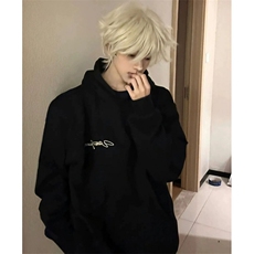 黑色