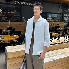白色