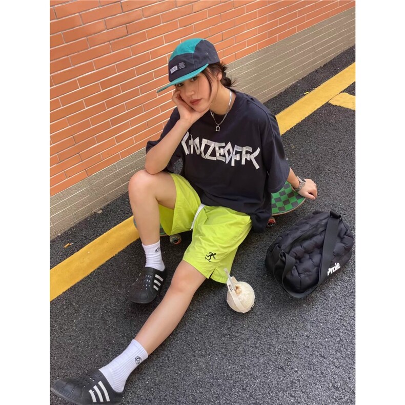 美式荧光绿速干不过膝休闲短裤男女ins潮牌嘻哈薄款宽松运动五分图片