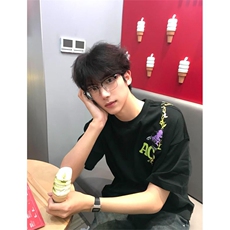 网图有货美式潮牌刺绣短袖T恤男女高街宽松花卉上衣A455-P32，男装T恤，星座1505