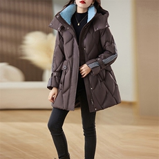 90白鸭绒绒羽绒服女2023年新款冬季中长款设计感拼接外套，女装羽绒服，雅佳俏