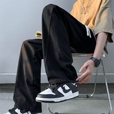 黑色