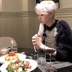 （图盗图必投）撞色圆领潮宽松慵懒风毛茸茸毛衣W15-P75，男装针织衫/毛衣，星座910-1