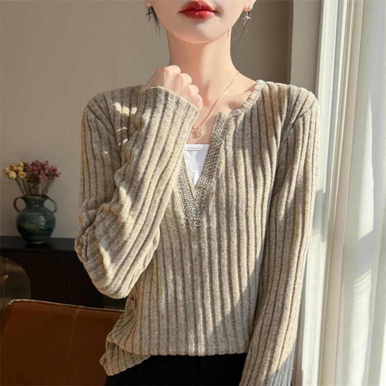 2025年秋季时尚百搭通勤简约休闲V领烫钻针织打底衫，女装针织衫/毛衣，羊特美羊绒