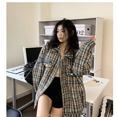 卡其色