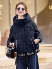现货2025时尚格纹拼接假两件套连帽百搭潮流白鸭绒羽绒服，女装羽绒服，卡杰菲