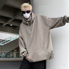 灰绿色