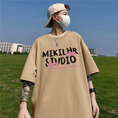 卡其色
