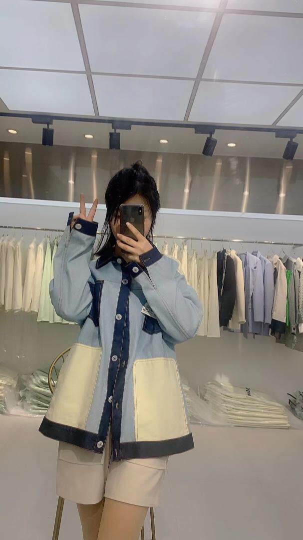 monica.m MONICAM137032