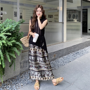 民族风半身裙镂空罩衫套装女2025年夏季新款设计感小众洋气两件套图片