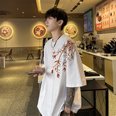 白色