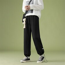 深灰色
