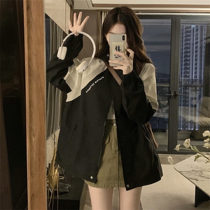 春装新款韩版拼色连帽短外套女宽松夹克休闲学生上衣C839-P88图片