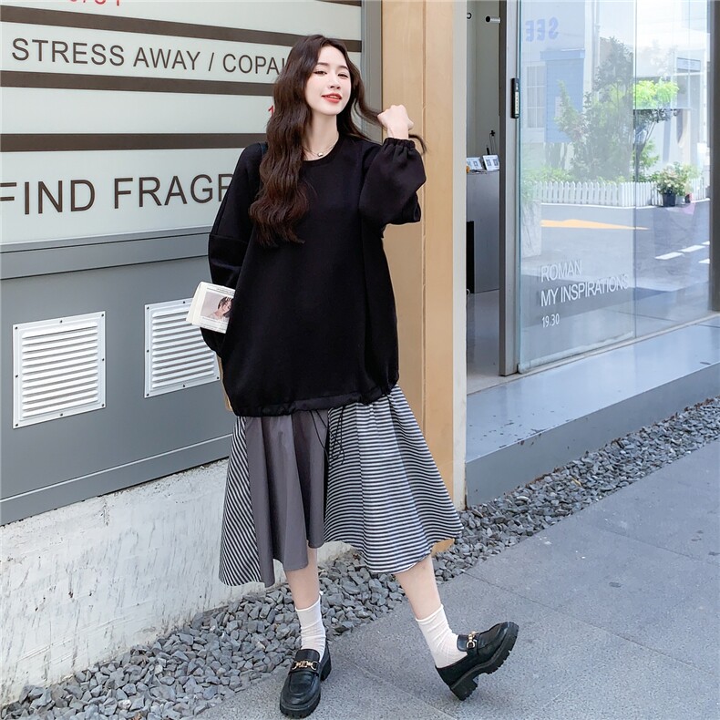 假两件拼接黑色卫衣连衣裙女春秋季2025新款小个子轻熟小众不撞款,女装连衣裙,2C236