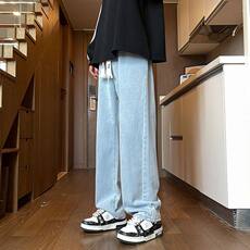 浅蓝色