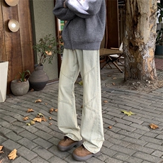 黄泥色