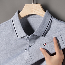 灰色