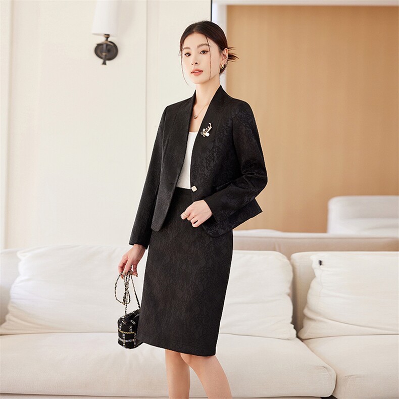 提花西装外套春秋2024新款女士小西装长袖修身短款小个子西服工作图片