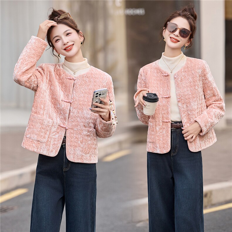 现货2025新新中式羽绒服女短款款冬复古盘扣白鸭绒外套,女装羽绒服,仟媚宠