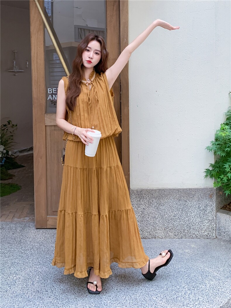 黄色无袖上衣半身裙套装女夏2025新款法式减龄气质长裙两件套爆款,女装套装/套裙,秋水欣儿