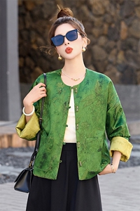 高级感绿色新中式国风提花短外套女2025春秋新款显瘦圆领休闲上衣图片