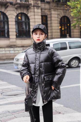 高品质羽绒服 标90绒图片