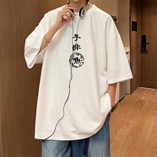 白色