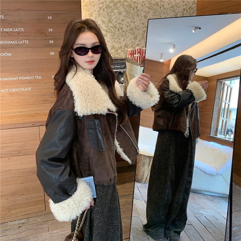 主推现货2025冬季皮袖短款拼接90%羽绒服C022-9162-P295-K438,女装羽绒服,2C022