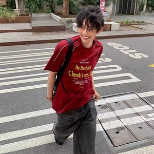 抖音得物品质240克宽松纯棉美式高街夜光反光工艺印花短袖T恤图片