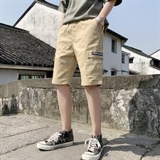 卡其色