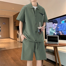 军绿色