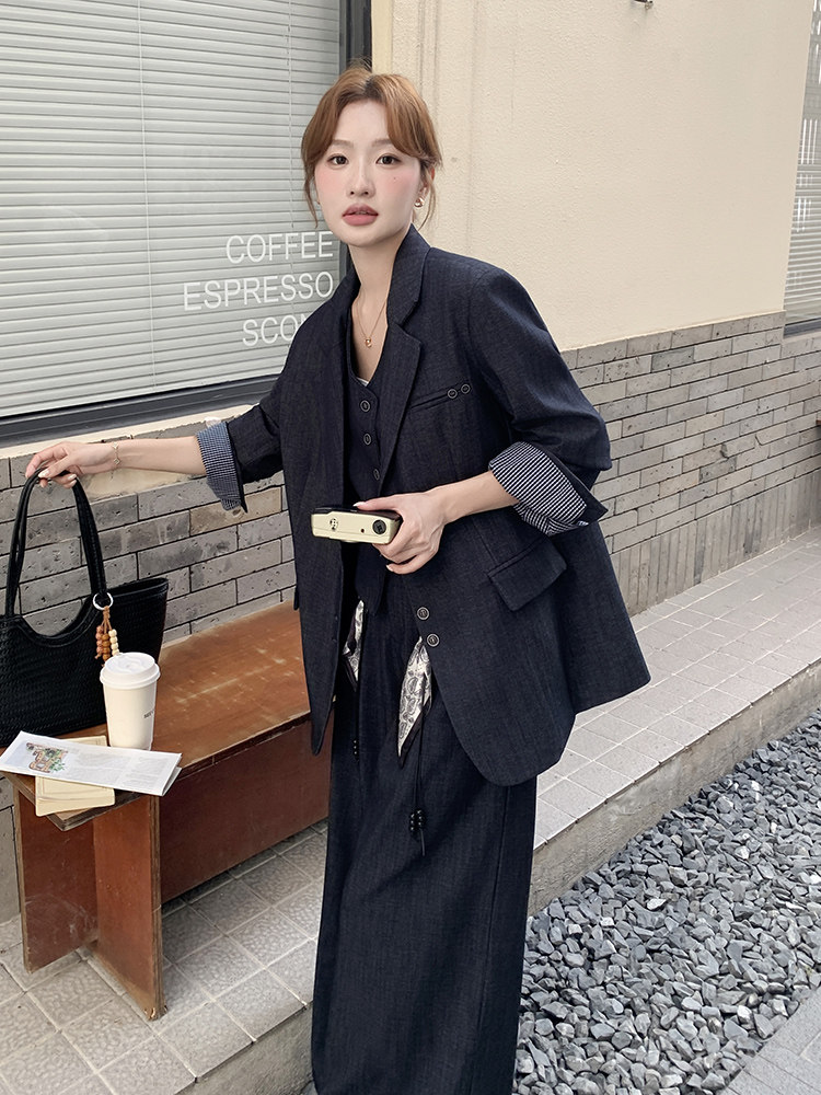 高级感慵懒宽松休闲西装显瘦马甲气质长裤三件套女秋2025新款套装,女装套装/套裙,浙宝192（原082）
