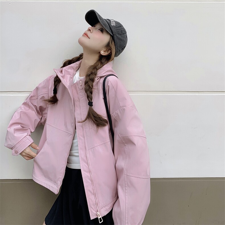 今年流行漂亮冲锋衣短外套女2025春季新款小个子宽松休闲工装夹克，女装短外套，多米2-075