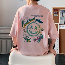 粉红色