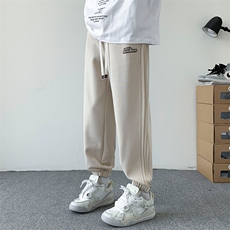 卡其色