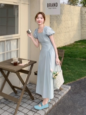 法式蓝色泡泡袖方领连衣裙女夏季2025新款高级感气质收腰显瘦长裙，女装连衣裙，浙宝301