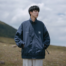 藏青色