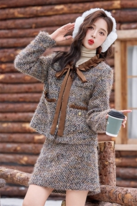 2025新秋冬款《财阀千金小香风套装》套装小香风双面呢两件套女装图片