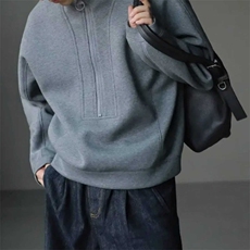 灰色