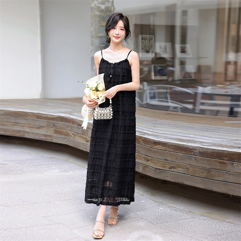 白色吊带裙女2024夏季新款减龄洋气时尚连衣裙图片