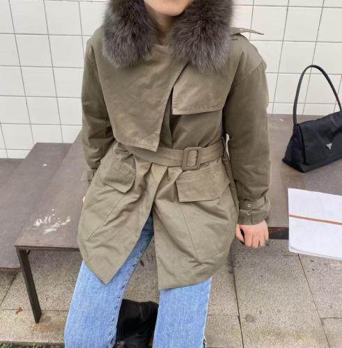 新款羽绒派克，女装，一·贝宣