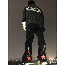 黑色